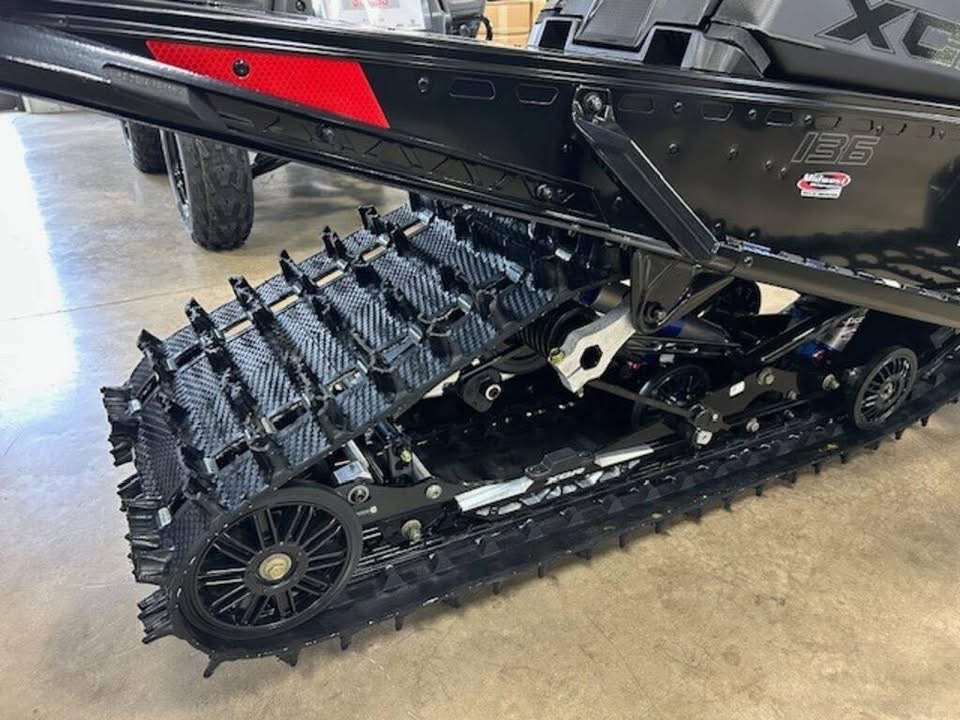 2025 Polaris® 850 Indy XCR 136 - Image 5